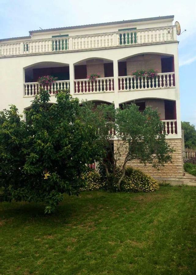 Sara Apartment Bibinje Exterior foto